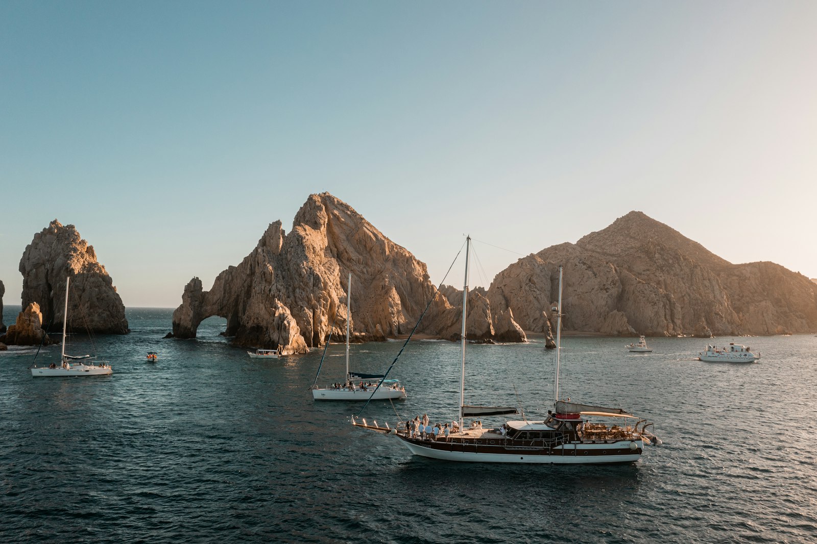 Catch-to-table beach omakase — Palmilla concierge