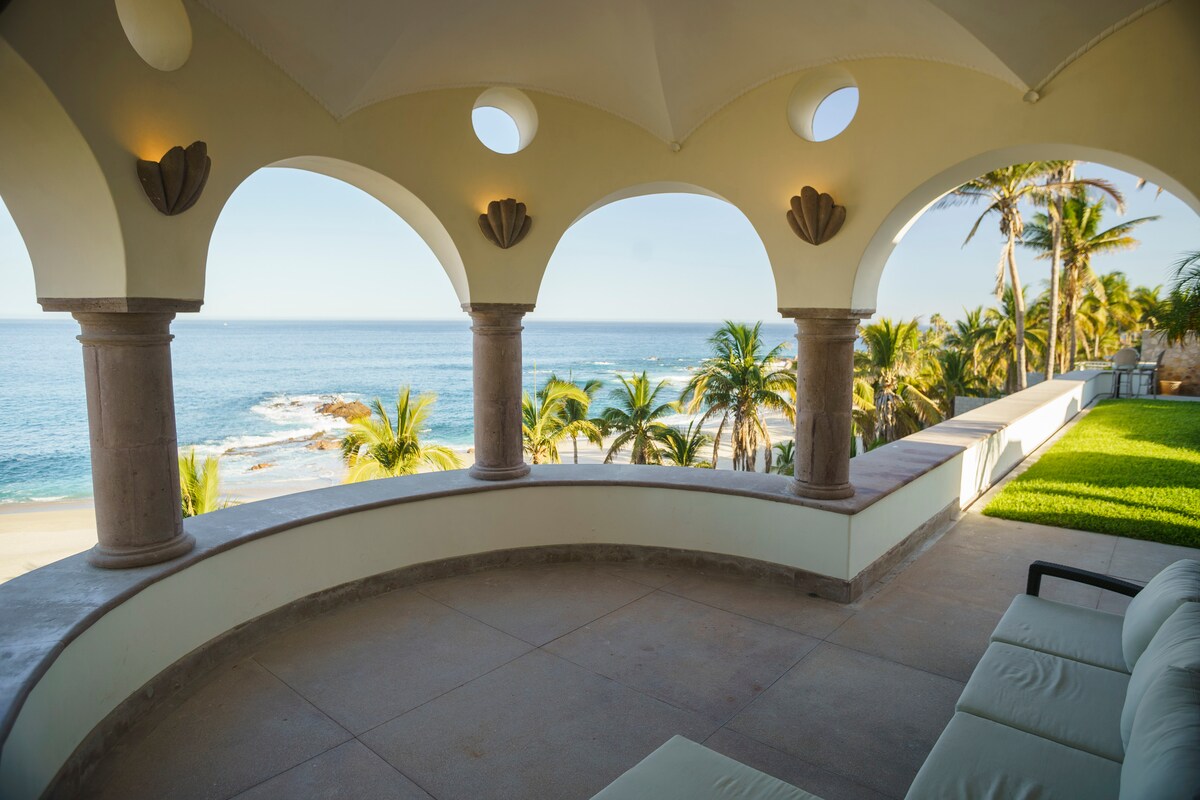 Balcony image 1