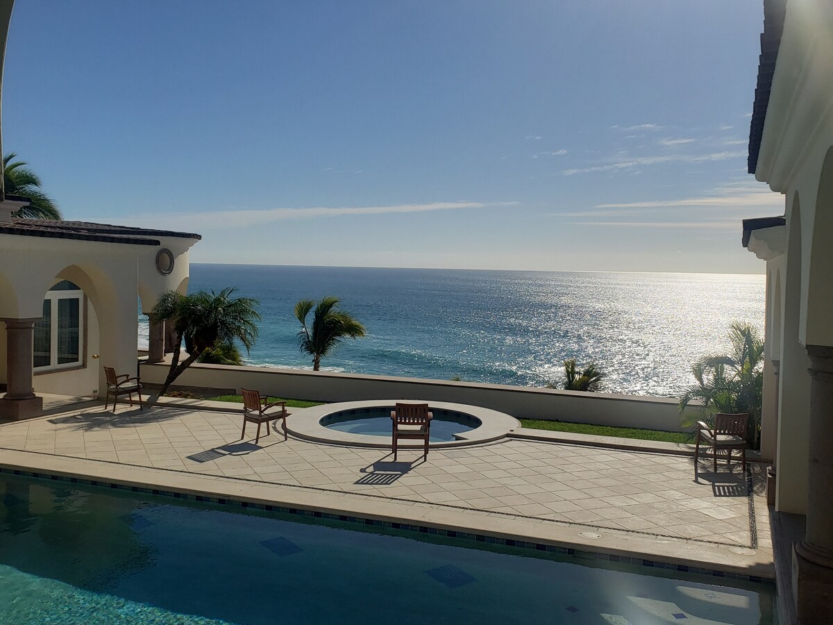True 180 degrees endless ocean views from this large terrace.