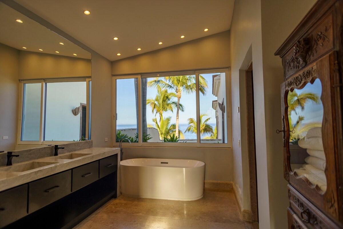 Full bathroom 4 image 1