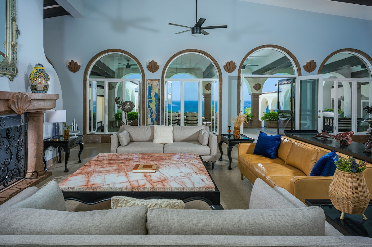 Spacious living room at Villa Tortuga in Punta Bella, Los Cabos.