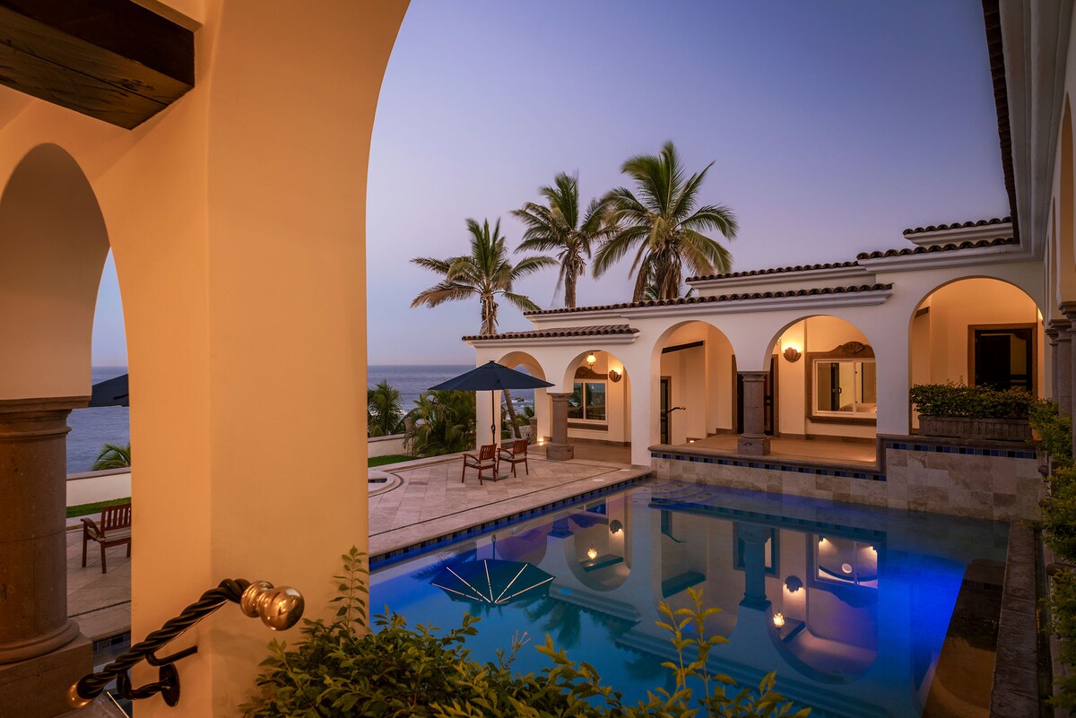 Living room at Villa Tortuga, a beachfront villa in Punta Bella, Los Cabos.