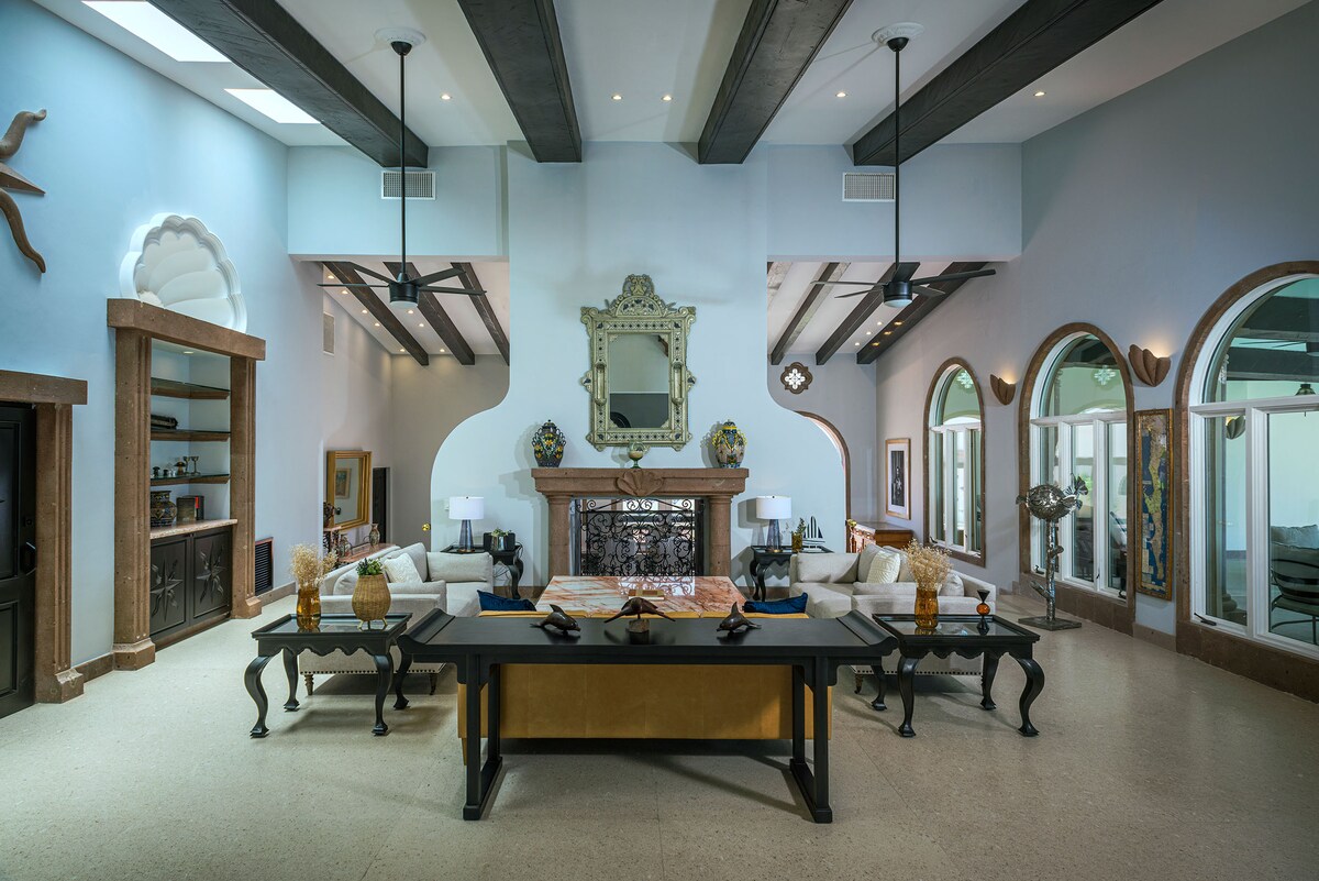 Entrance foyer at Villa Tortuga, a beachfront villa in Punta Bella, Los Cabos.