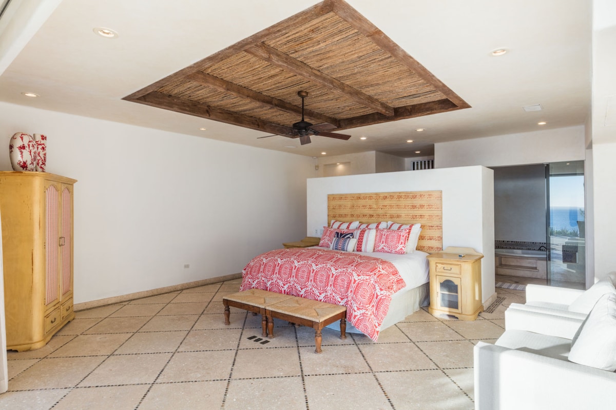 Bedroom 4 king