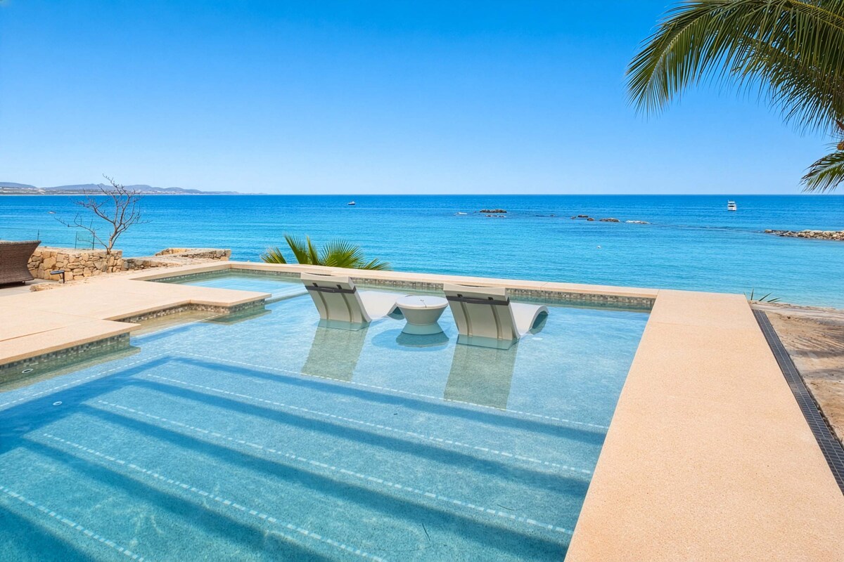 Endless blue skies, palm trees and a glittering pool await your arrival.