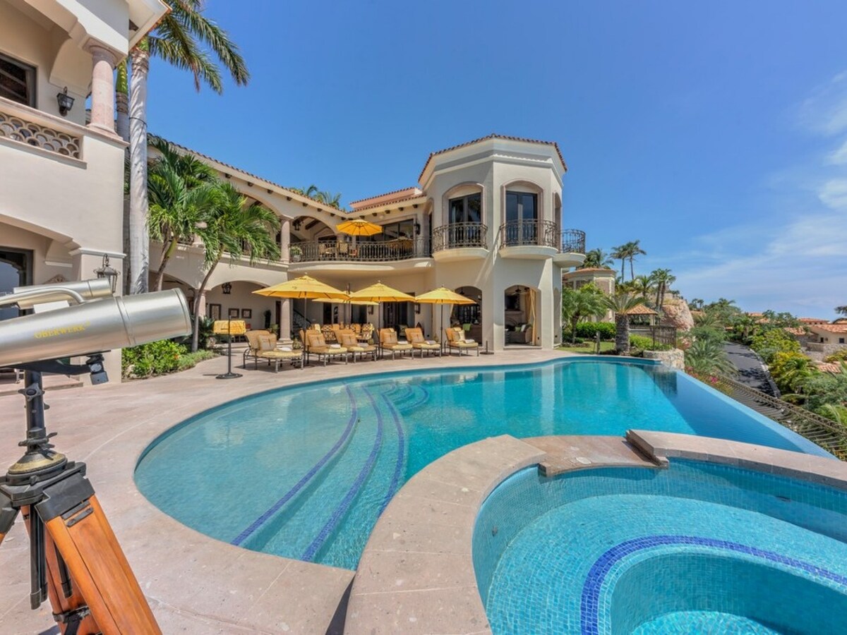 Backyard image 2