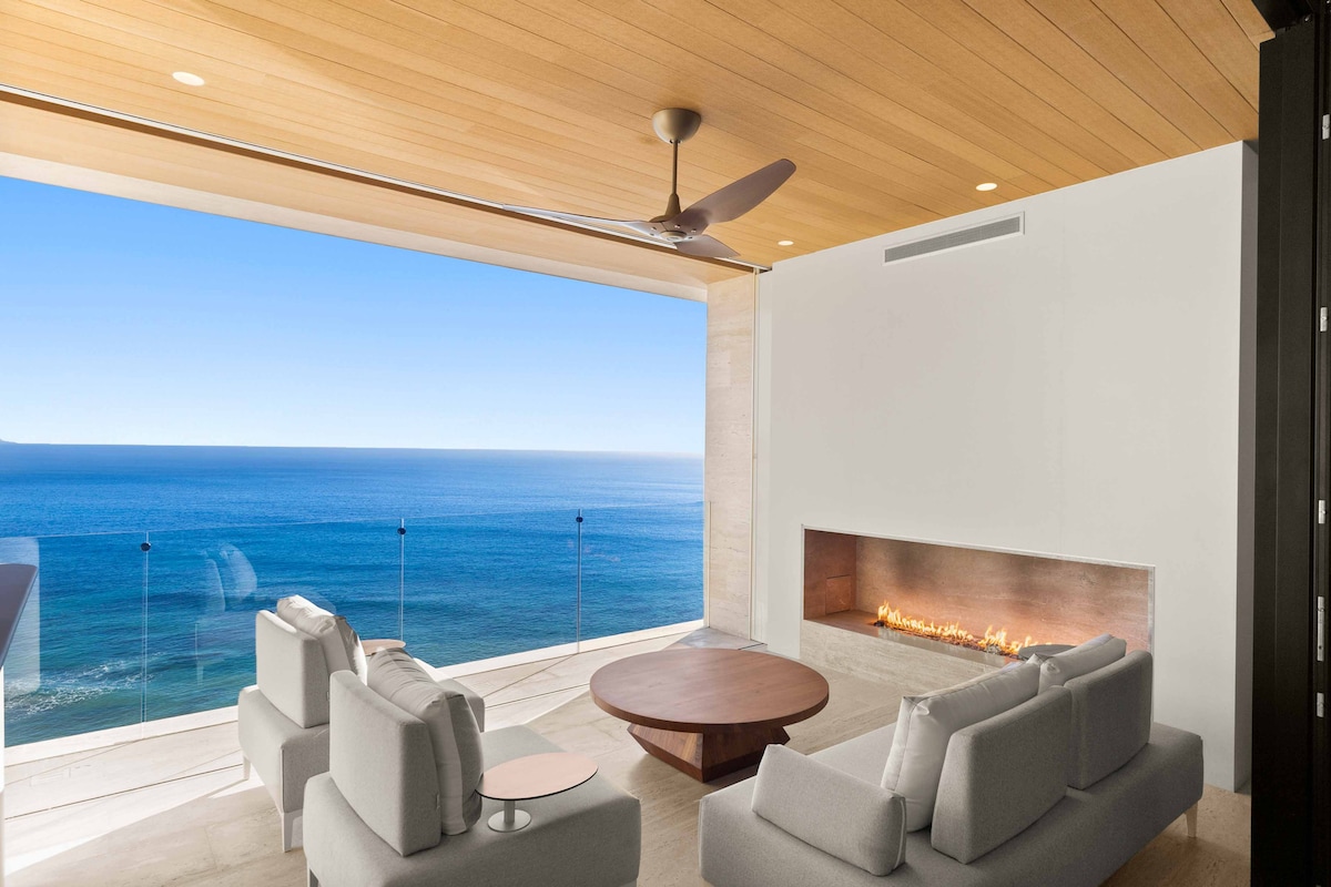 Living room image 10