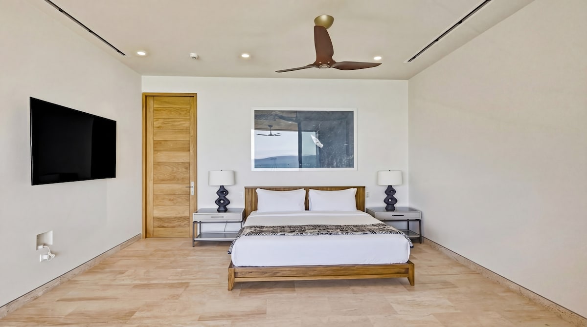 Bedroom 1 image 1