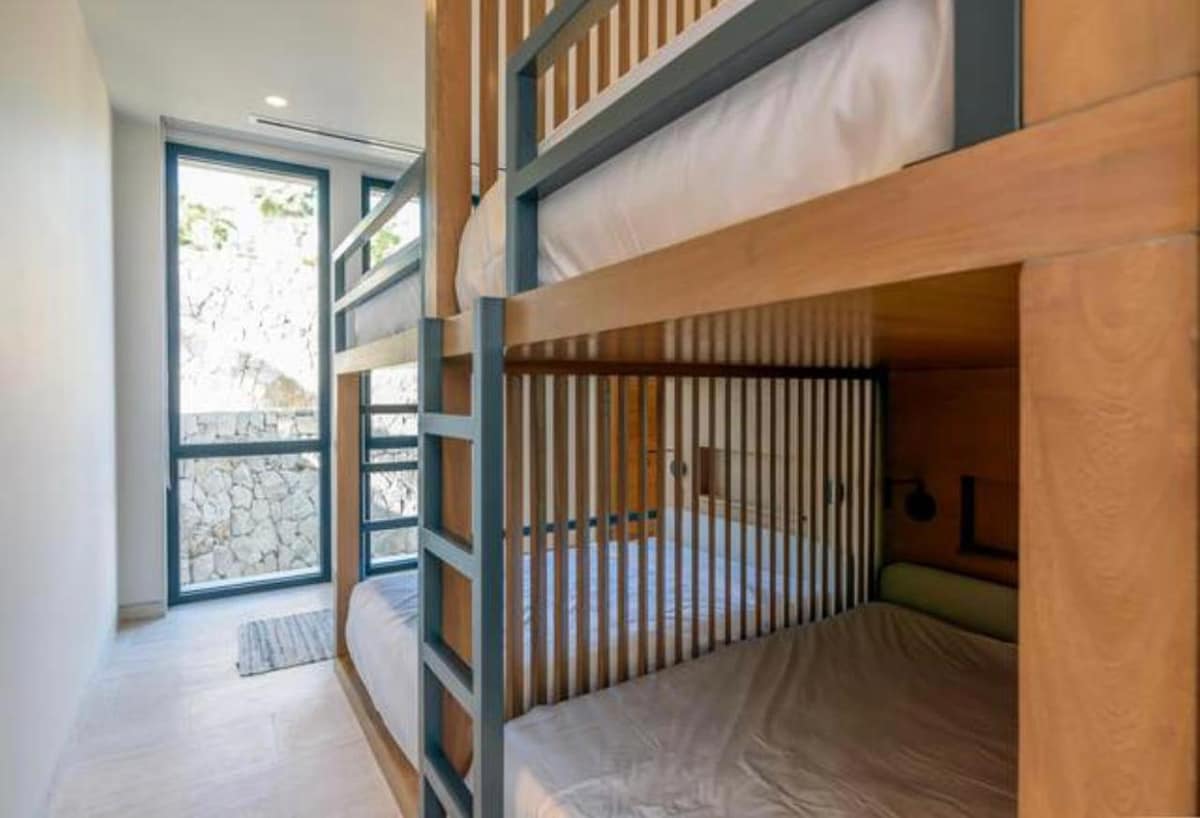 Bedroom 3 image 1