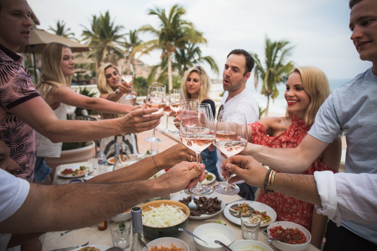 Eat well, drink well, we'll handle everything.