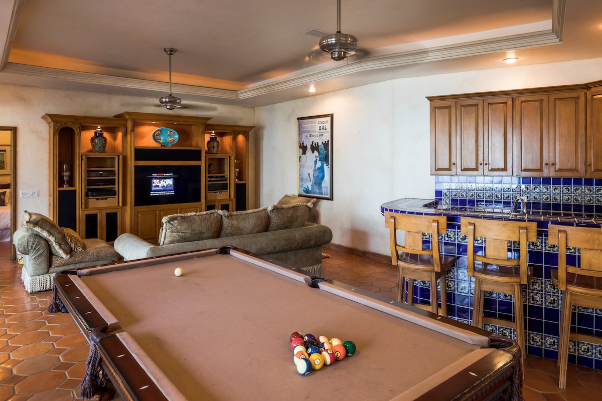 Pool House Ocean View Suite