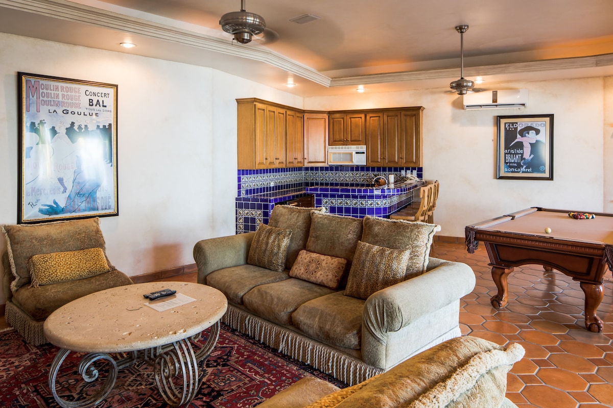Pool House Ocean View Suite