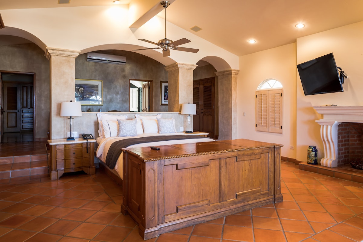 Master Ocean View Suite