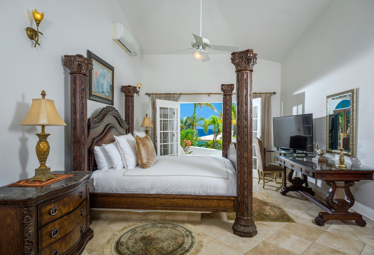 Villa Paraiso Cabo master bedroom