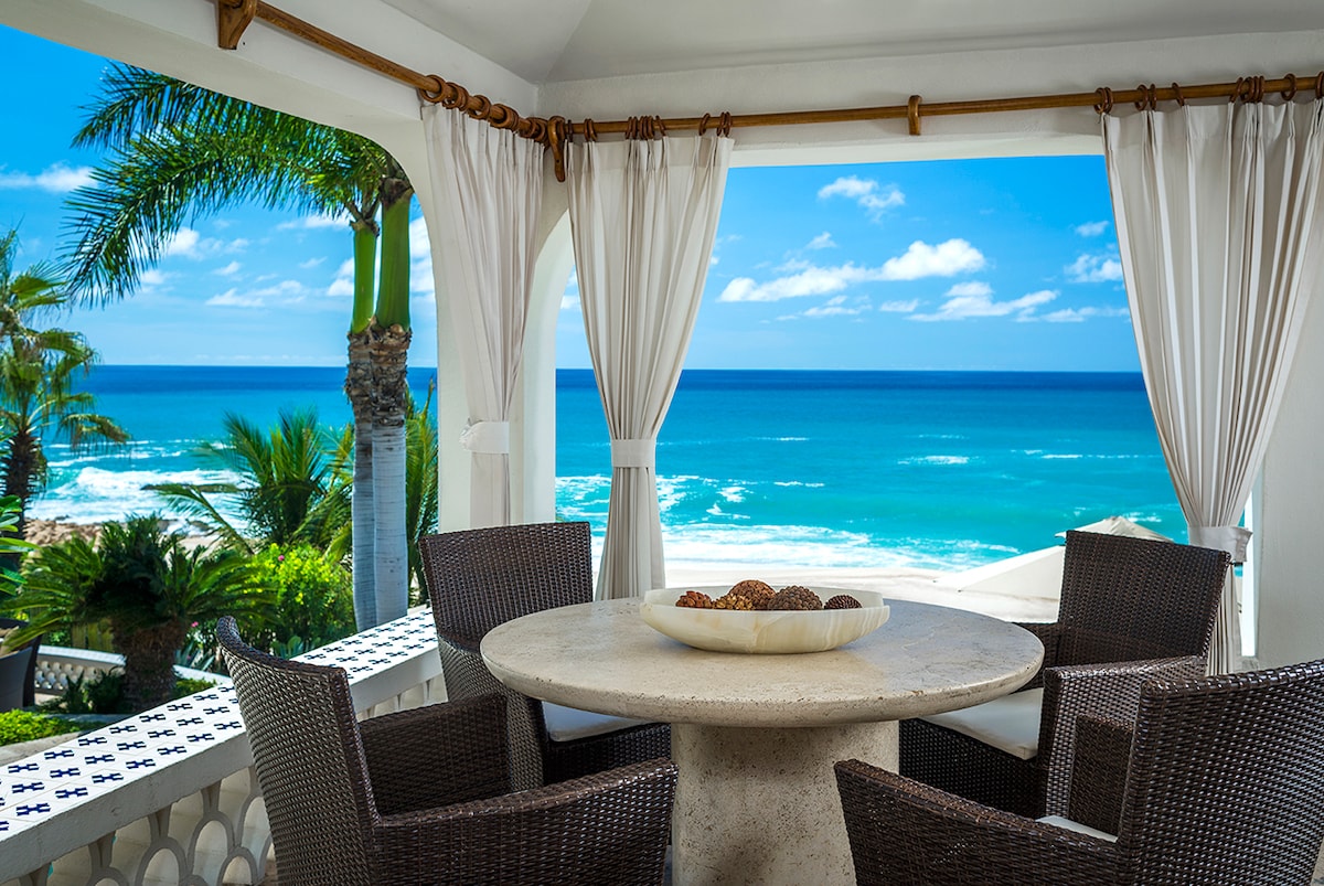 Shaded dining cabana with uninterrupted Sea of Cortez views at Casa Edwards, Palmilla
