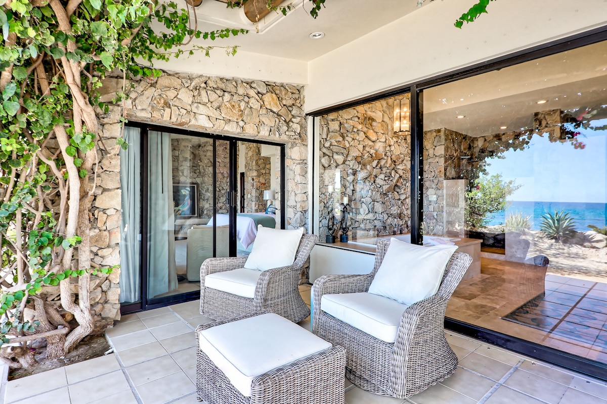 Patio image 4