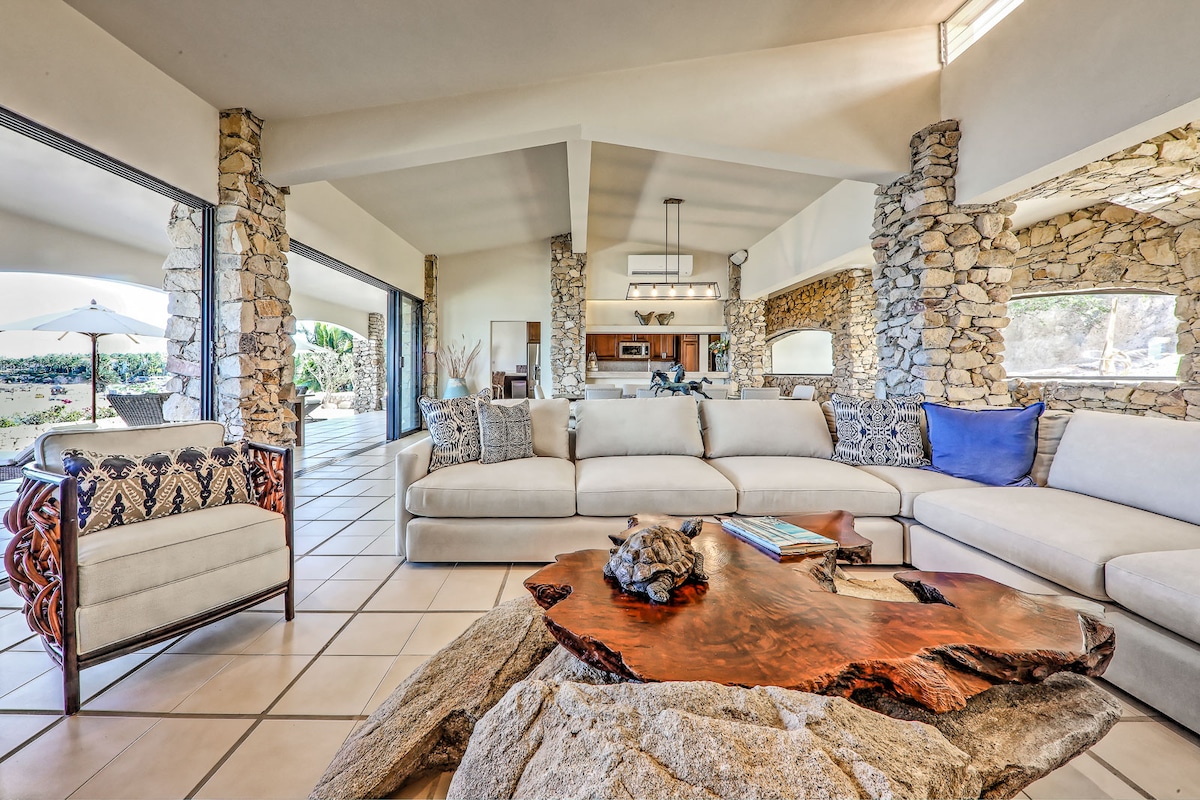 Living room image 1