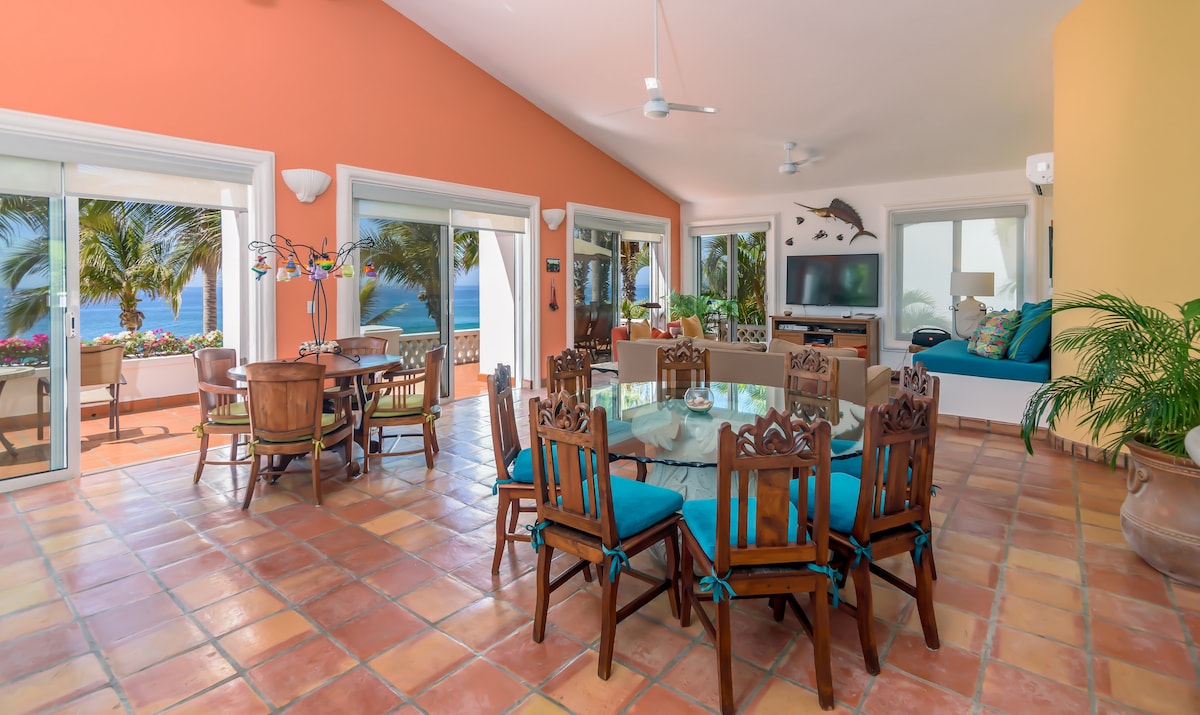 Dining area image 1