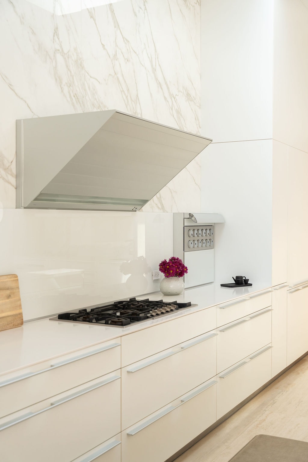 Full kitchen image 3
