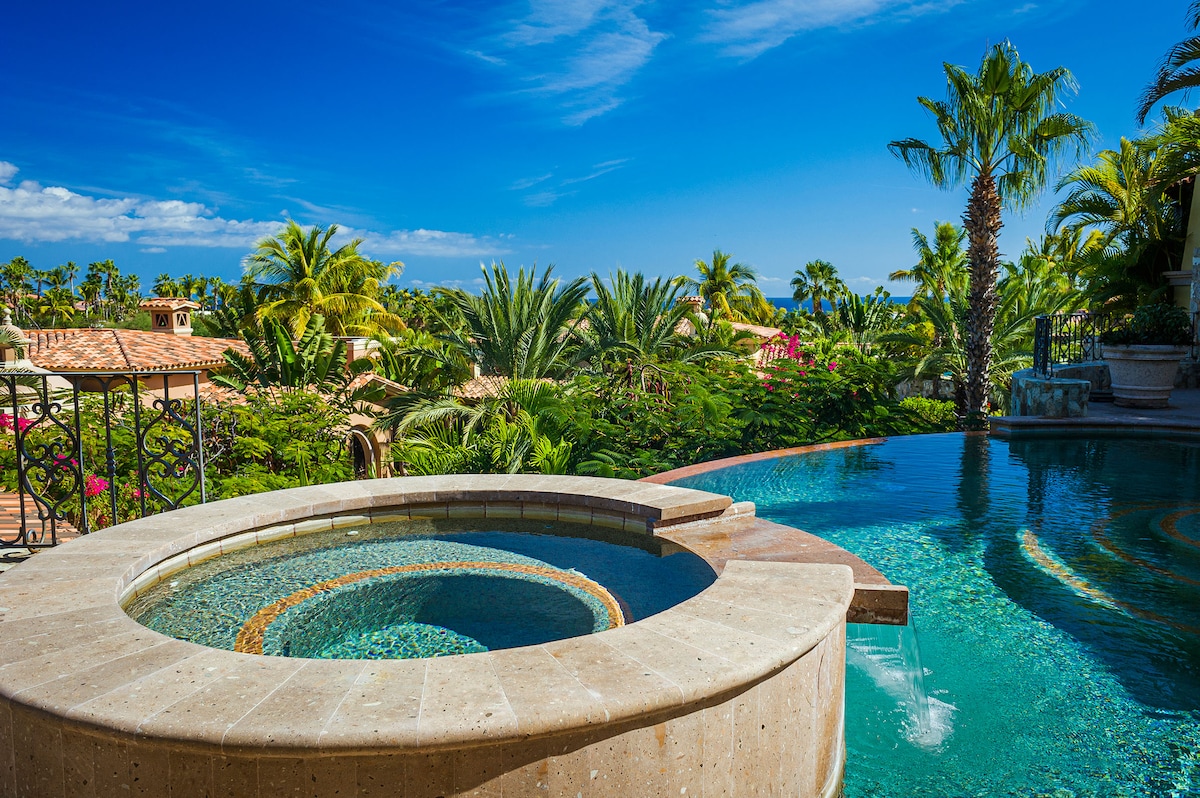 Hot tub image 1